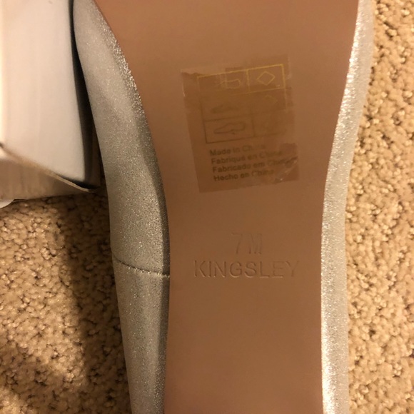 NWT Shimmer Peep-Toe Platform Pumps (David’s Bridal, Kingsley) - Picture 5 of 7
